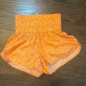 Free People Orange Patterned Women's Shorts size XS print